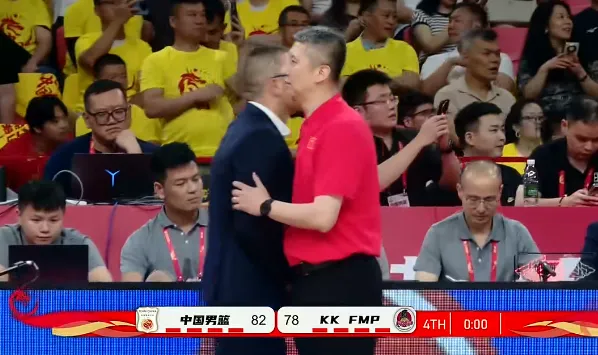 开云体育官方网站-中国男篮热身赛:王俊杰18分14篮板,中国男篮82-78战胜FMP